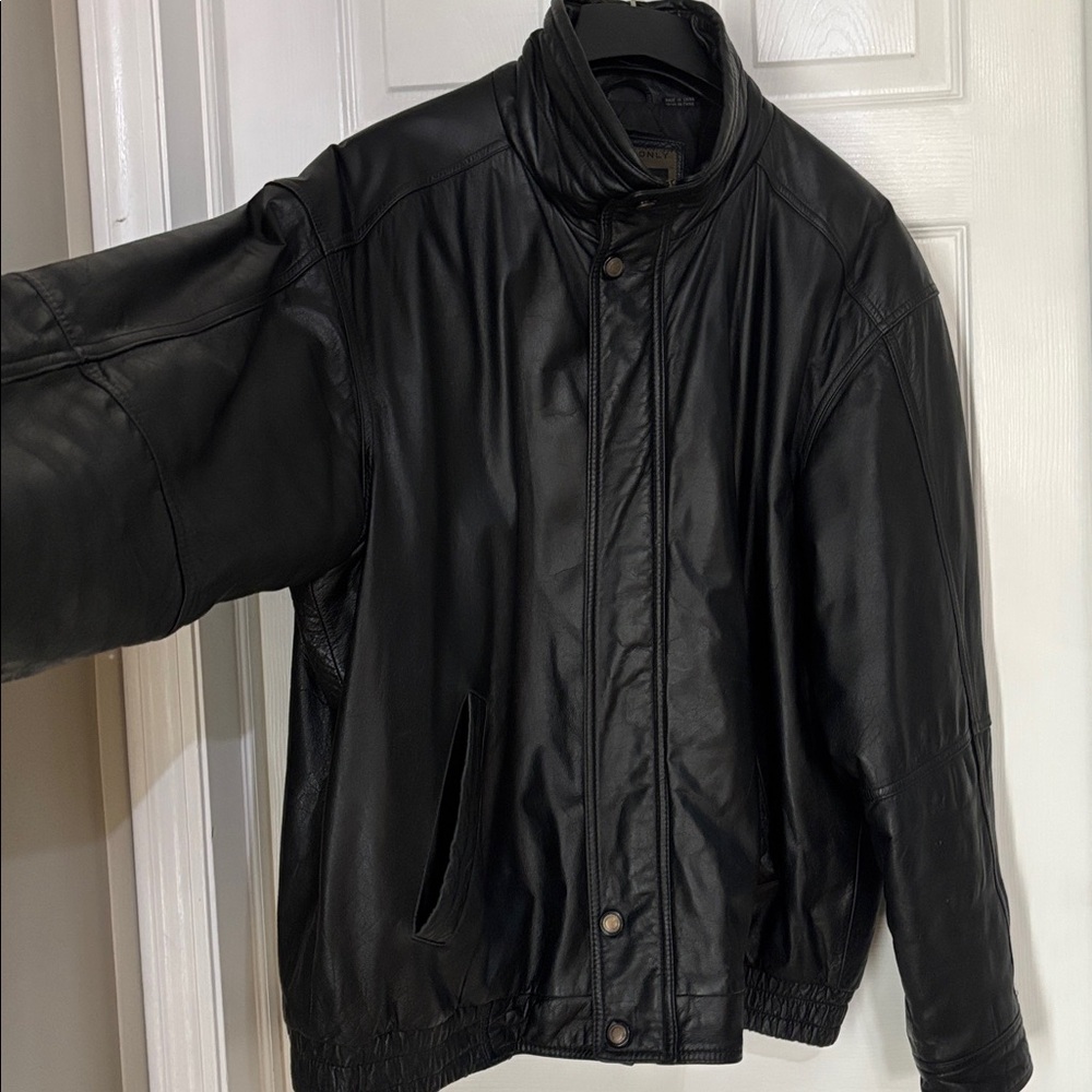 Members Only Black Leather Bomber Jacket